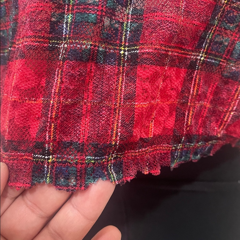 TorridCurve 3 Stylish Red Plaid Crop Top - Picture 10 of 11